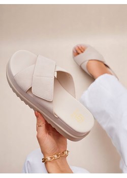 Royalfashion Klapki damskie płaskie Evre ze sklepu royalfashion.pl w kategorii Klapki damskie - zdjęcie 184219288