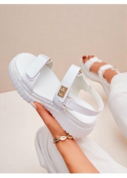Royalfashion Damskie sandały na grubszej podeszwie Aganda ze sklepu royalfashion.pl w kategorii Sandały damskie - zdjęcie 184219506