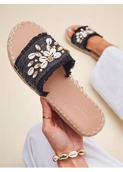 Royalfashion Klapki damskie z muszelkami Sandy ze sklepu royalfashion.pl w kategorii Klapki damskie - zdjęcie 184220809