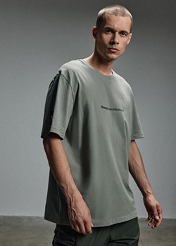 "} ze sklepu Diverse w kategorii T-shirty męskie - zdjęcie 184224209