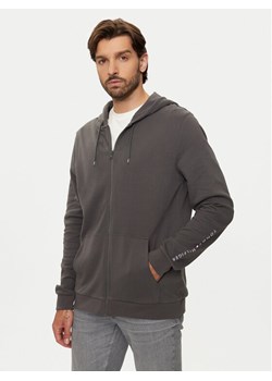 Tommy Hilfiger Bluza UM0UM03347 Szary Regular Fit ze sklepu MODIVO w kategorii Bluzy męskie - zdjęcie 184227919
