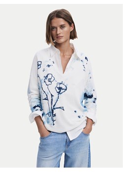 Desigual Sweter 25SWJF33 Écru Regular Fit ze sklepu MODIVO w kategorii Swetry damskie - zdjęcie 184227928