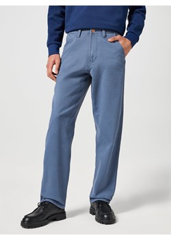 WRANGLER MĘSKIE SPODNIE CHWRANGLER CASEY JONES CHINO RELAXED GRISAI 112356859 ze sklepu YouNeedit.pl w kategorii Spodnie męskie - zdjęcie 184229208