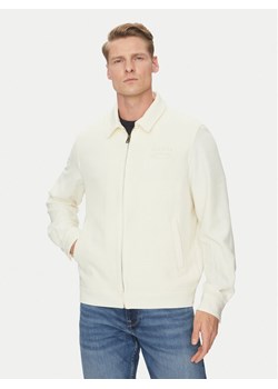 Guess Kurtka przejściowa M5GL38 WHAO2 Écru Regular Fit ze sklepu MODIVO w kategorii Kurtki męskie - zdjęcie 184231946
