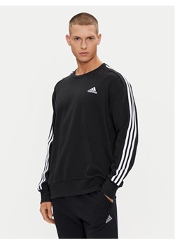adidas Bluza Essentials IC9317 Czarny Regular Fit ze sklepu MODIVO w kategorii Bluzy męskie - zdjęcie 184233497