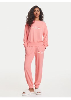 Emporio Armani Underwear Dres EW000500 AF10882 U4019 Różowy Regular Fit ze sklepu MODIVO w kategorii Dresy damskie - zdjęcie 184235106