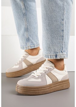 Ciemnobeżowe Sneakersy Klasyczne Tenisówki na Tłoczonej Platformie Nanislla ze sklepu born2be.pl w kategorii Buty sportowe damskie - zdjęcie 184235835