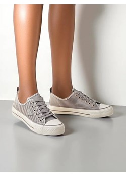 Royalfashion Damskie ażurowe trampki Rebbse ze sklepu royalfashion.pl w kategorii Trampki damskie - zdjęcie 184238325
