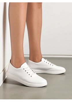 Royalfashion Damskie eko skórzane trampki Erenne ze sklepu royalfashion.pl w kategorii Trampki damskie - zdjęcie 184238377