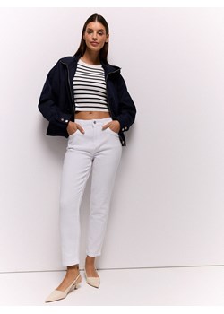 Mohito - Jeansy mom - biały ze sklepu Mohito w kategorii Jeansy damskie - zdjęcie 184239606