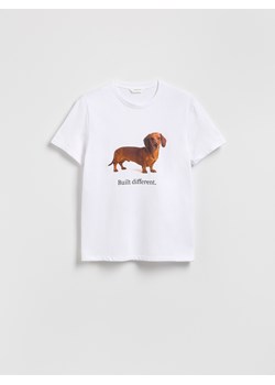 Reserved - T-shirt regular z naszywką - biały ze sklepu Reserved w kategorii T-shirty męskie - zdjęcie 184240659