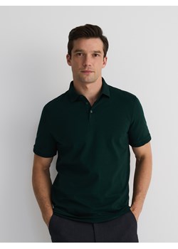 Reserved - Koszulka polo regular - ciemnozielony ze sklepu Reserved w kategorii T-shirty męskie - zdjęcie 184241376