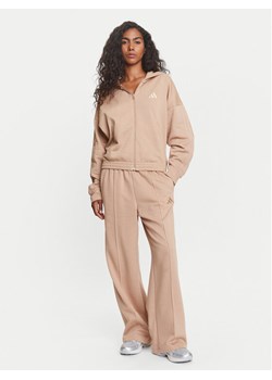 adidas Dres Energize JX0532 Beżowy Regular Fit ze sklepu MODIVO w kategorii Dresy damskie - zdjęcie 184253215