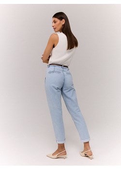 Mohito - Jeansy chino slim z paskiem - niebieski ze sklepu Mohito w kategorii Jeansy damskie - zdjęcie 184254336
