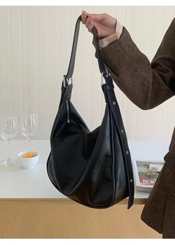 Klasyczna skórzana torba crossbody - Czarny ze sklepu Intimica.pl w kategorii Listonoszki - zdjęcie 184257989