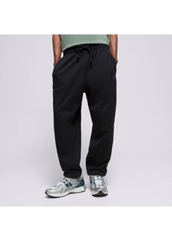 NEW BALANCE SPODNIE ATHLETICS FRENCH TERRY JOGGER ze sklepu Sizeer w kategorii Spodnie męskie - zdjęcie 184262565