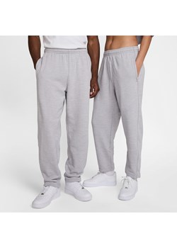 Spodnie z dzianiny z luźnymi nogawkami Nike Wool Classics - Szary ze sklepu Nike poland w kategorii Spodnie męskie - zdjęcie 184264267