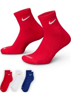 Stopki treningowe Nike Everyday Plus Cushioned (3 pary) - Wielokolorowe - id: 41646246593new - marki Nike - 184264357 Stopki treningowe Nike Everyday Plus Cushioned (3 pary) - Wielokolorowe ze sklepu Nike poland w kategorii Skarpetki dziecięce - zdjęcie 184264357