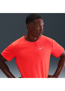 Męska koszulka z krótkim rękawem do biegania Nike Dri-FIT UV Miler - Czerwony ze sklepu Nike poland w kategorii T-shirty męskie - zdjęcie 184264466