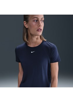 Damska koszulka z krótkim rękawem Dri-FIT Nike One Classic - Niebieski ze sklepu Nike poland w kategorii Bluzki damskie - zdjęcie 184264955