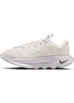 Damskie buty do chodzenia Nike Motiva - Biel ze sklepu Nike poland w kategorii Buty sportowe damskie - zdjęcie 184265115