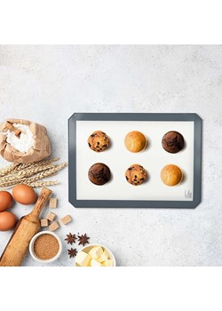 COOK CONCEPT Silikonowa mata w kolorze białym do pieczenia - 42 x 30 cm ze sklepu Limango Polska w kategorii Kolczyki - zdjęcie 184278205