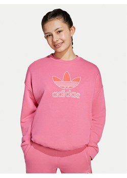 adidas Bluza Trefoil JV8571 Różowy Loose Fit ze sklepu MODIVO w kategorii Bluzy dziewczęce - zdjęcie 184282548