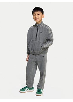 adidas Dres Denim JY3546 Szary Regular Fit ze sklepu MODIVO w kategorii Dresy chłopięce - zdjęcie 184282638
