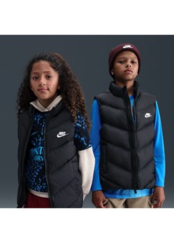 Bezrękawnik puchowy o luźnym kroju dla dużych dzieci Therma-Fit Nike Sportswear All Day Play - Czerń - id: 41666334656new - marki Nike - 184284175 Bezrękawnik puchowy o luźnym kroju dla dużych dzieci Therma-Fit Nike Sportswear All Day Play - Czerń ze sklepu Nike poland w kategorii Kamizelki męskie - zdjęcie 184284175