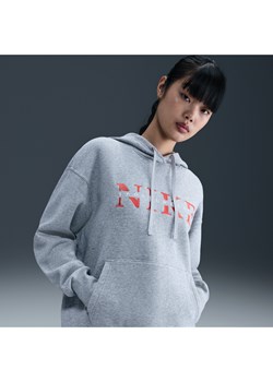 Damska bluza z kapturem o kroju oversize Nike Sportswear Phoenix Fleece - Szary ze sklepu Nike poland w kategorii Bluzy damskie - zdjęcie 184284239