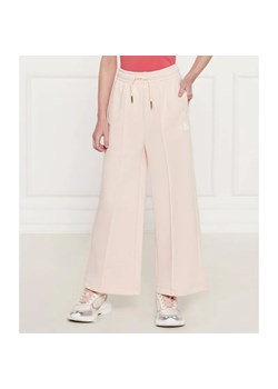 Calvin Klein Jeans Spodnie dresowe | Relaxed fit ze sklepu Gomez Fashion Store w kategorii Spodnie dziewczęce - zdjęcie 184296978