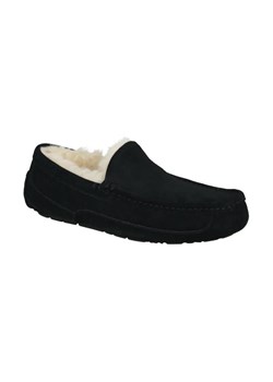 UGG Skórzane obuwie domowe ze sklepu Gomez Fashion Store w kategorii Kapcie męskie - zdjęcie 184298545