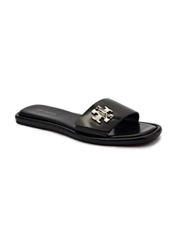 TORY BURCH Skórzane klapki T LOCK ze sklepu Gomez Fashion Store w kategorii Klapki damskie - zdjęcie 184300008