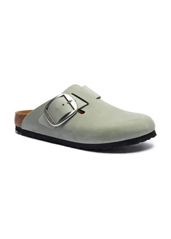 Birkenstock Skórzane mule Boston Big Buckle ze sklepu Gomez Fashion Store w kategorii Klapki damskie - zdjęcie 184300878
