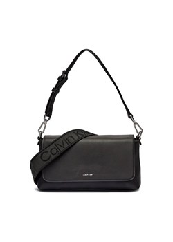 Calvin Klein Torebka na ramię ze sklepu Gomez Fashion Store w kategorii Listonoszki - zdjęcie 184301318