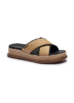 DKNY Klapki BERRIS ze sklepu Gomez Fashion Store w kategorii Klapki damskie - zdjęcie 184301838
