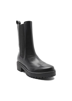 Guess Skórzane sztyblety IBBIE ze sklepu Gomez Fashion Store w kategorii Botki - zdjęcie 184302309