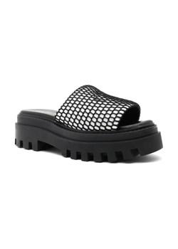 Calvin Klein Jeans Klapki TOOTHY COMBAT ze sklepu Gomez Fashion Store w kategorii Klapki damskie - zdjęcie 184302368