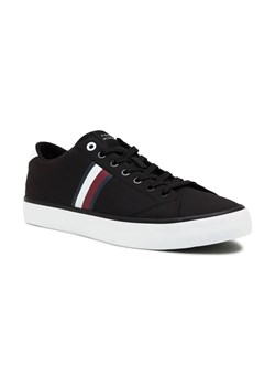 Tommy Hilfiger Sneakersy ze sklepu Gomez Fashion Store w kategorii Buty sportowe męskie - zdjęcie 184302847