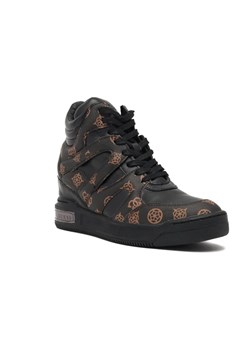 Guess Sneakersy LISA | z dodatkiem skóry ze sklepu Gomez Fashion Store w kategorii Buty sportowe damskie - zdjęcie 184303007