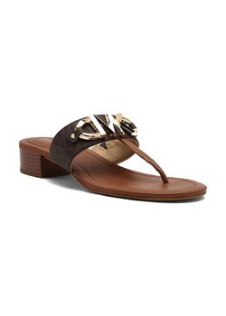 Michael Kors Skórzane japonki IZZY ze sklepu Gomez Fashion Store w kategorii Klapki damskie - zdjęcie 184304308