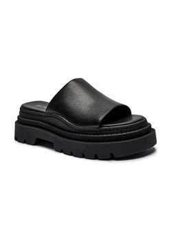 Michael Kors Skórzane klapki KENDRA ze sklepu Gomez Fashion Store w kategorii Klapki damskie - zdjęcie 184304696