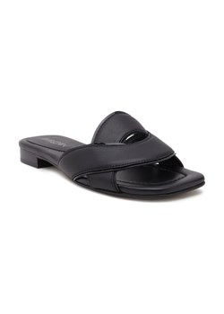 Marc Cain Skórzane klapki ze sklepu Gomez Fashion Store w kategorii Klapki damskie - zdjęcie 184305479