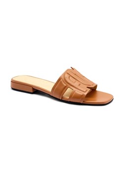 Furla Skórzane klapki SUMMER ze sklepu Gomez Fashion Store w kategorii Klapki damskie - zdjęcie 184305599