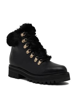 Guess Trapery Issa ze sklepu Gomez Fashion Store w kategorii Buty trekkingowe damskie - zdjęcie 184305909