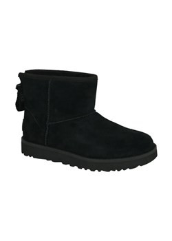 UGG Skórzane śniegowce W CLASSIC MINI LOGO ZIP | z dodatkiem wełny ze sklepu Gomez Fashion Store w kategorii Śniegowce damskie - zdjęcie 184307069
