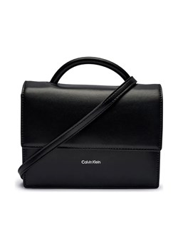 Calvin Klein Listonoszka LINN ze sklepu Gomez Fashion Store w kategorii Listonoszki - zdjęcie 184307579