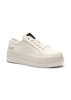 Armani Exchange Trampki ze sklepu Gomez Fashion Store w kategorii Buty sportowe damskie - zdjęcie 184307785