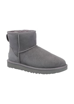 UGG Skórzane śniegowce W Classic Mini II ze sklepu Gomez Fashion Store w kategorii Śniegowce damskie - zdjęcie 184309886