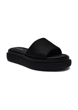 Calvin Klein Klapki | z dodatkiem skóry ze sklepu Gomez Fashion Store w kategorii Klapki damskie - zdjęcie 184310925